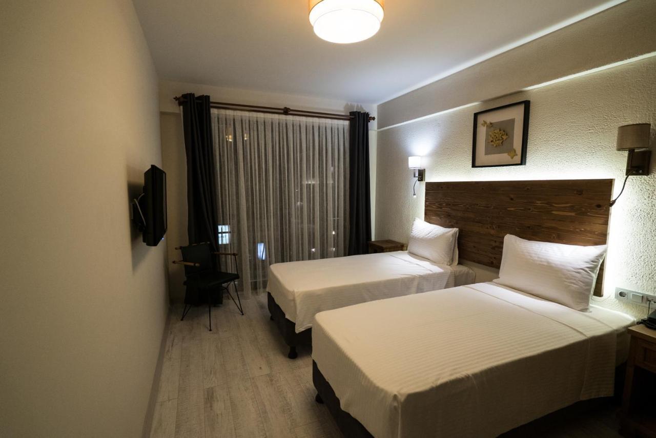 8 Rooms Hotel 겔리볼루 외부 사진