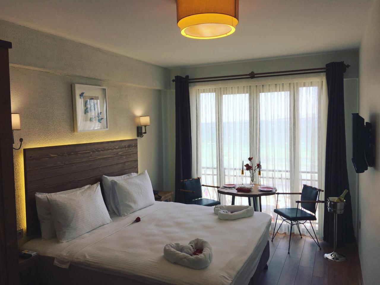 8 Rooms Hotel 겔리볼루 외부 사진