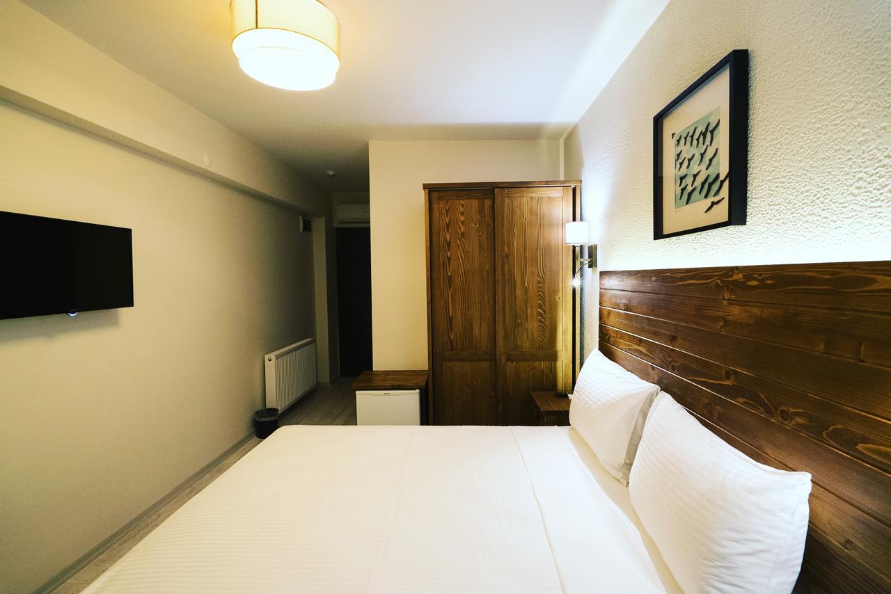 8 Rooms Hotel 겔리볼루 외부 사진