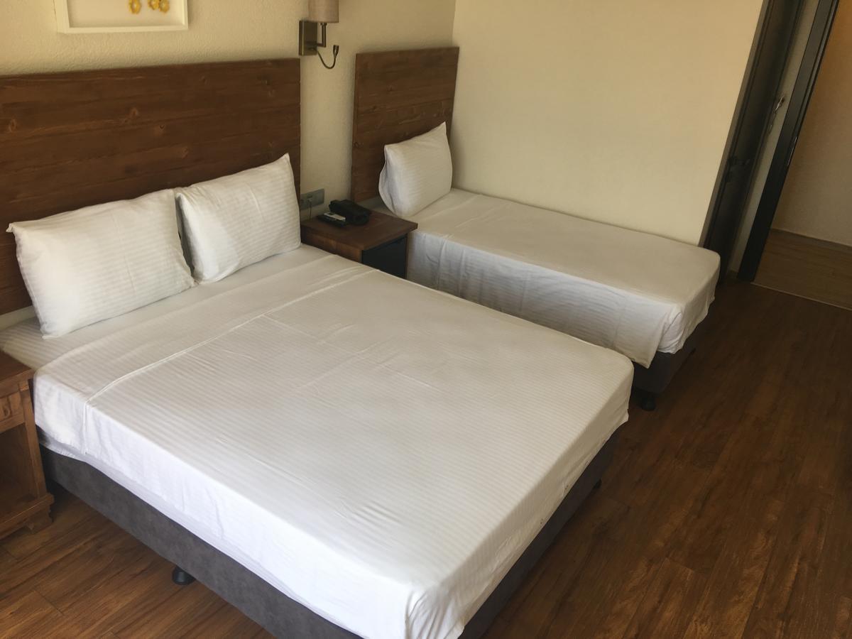 8 Rooms Hotel 겔리볼루 외부 사진