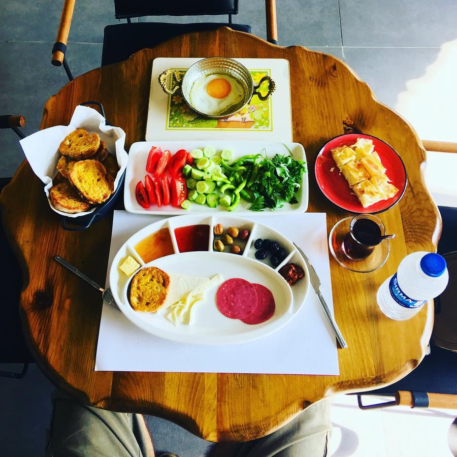 8 Rooms Hotel 겔리볼루 외부 사진